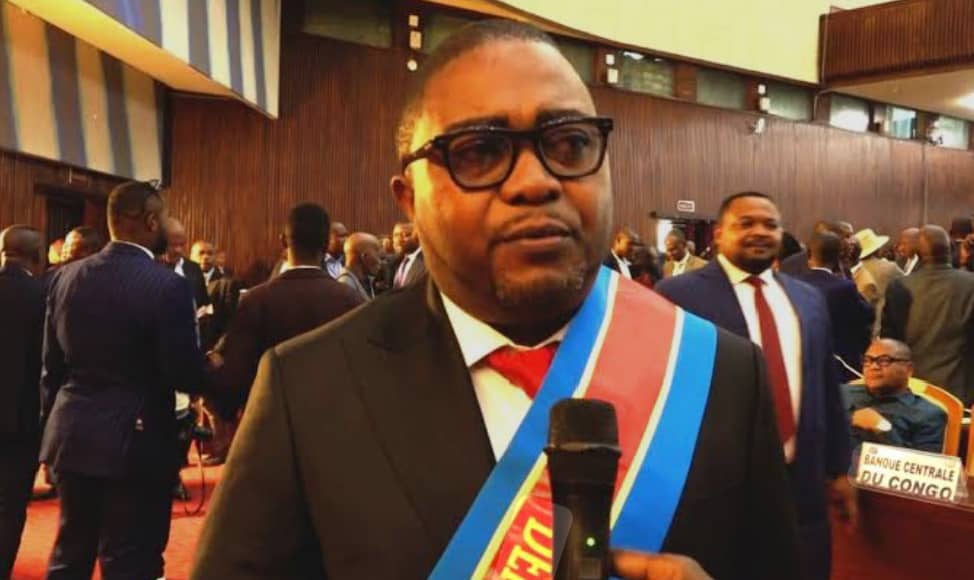 SCANDALE À L'ASSEMBLÉE NATIONALE : LE DÉPUTÉ CIZUNGU NTABOBA TENTE L'IMPOSSIBLE ET S'EXPOSE AU RIDICULE